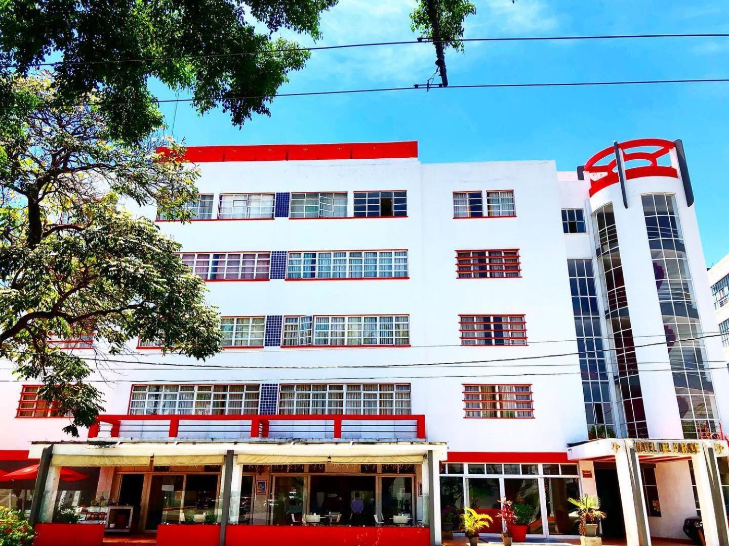 Hotel Del Parque Guadalajara Bagian luar foto